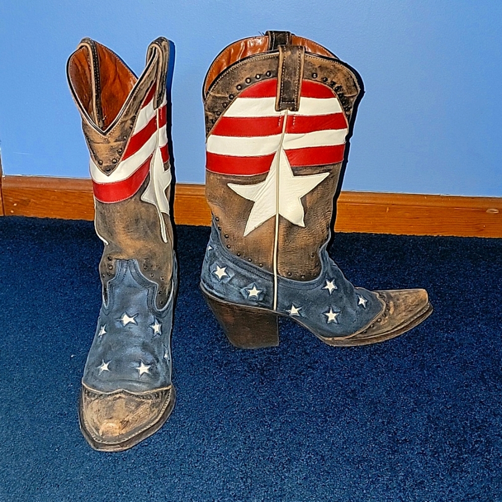Redneck riviera cowboy boots